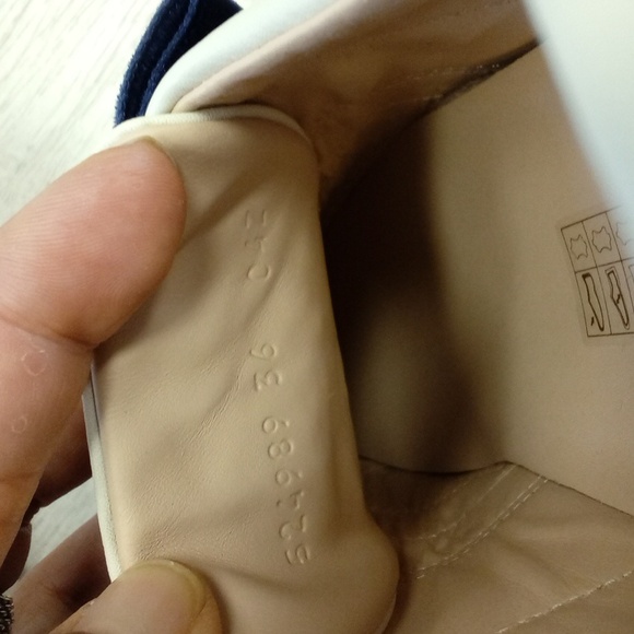 GUCCI Ace Bow Sneaker Size 6 - Picture 3 of 4